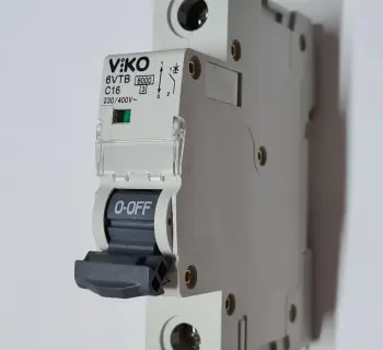 Viko 1×16 Automatic Fuse